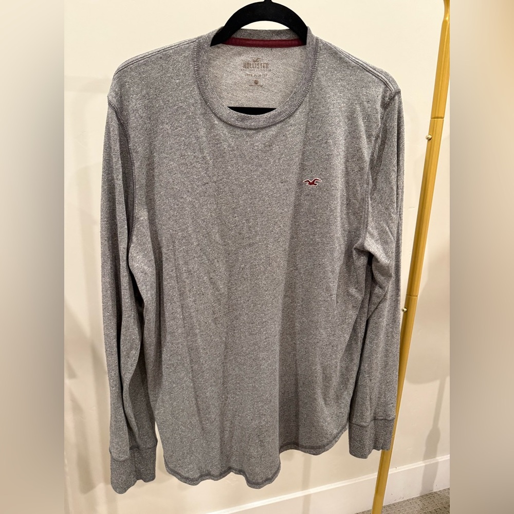 Hollister Men's Gray Long Sleeve Crew Neck Shirt | Size L/XL